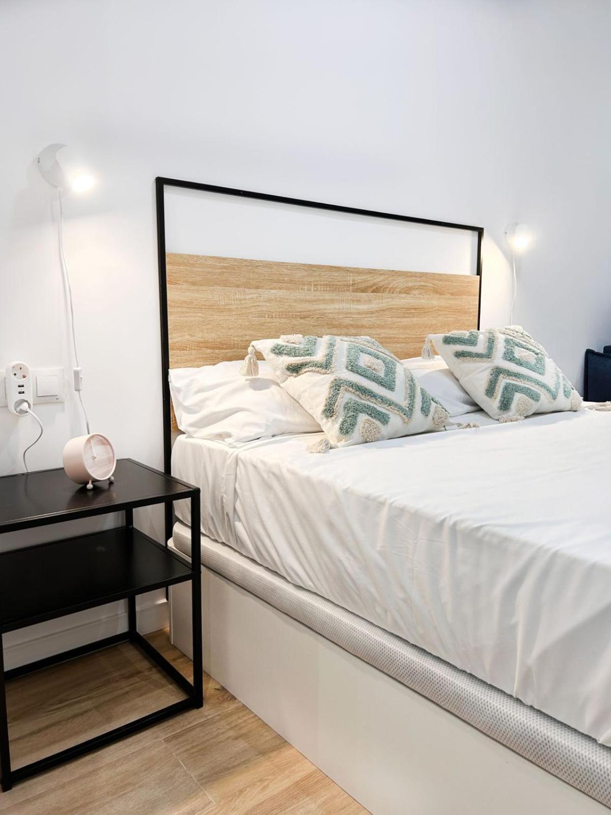 Apartamento Junto A Ruzafa Cerca Del Centro Valencia Bagian luar foto