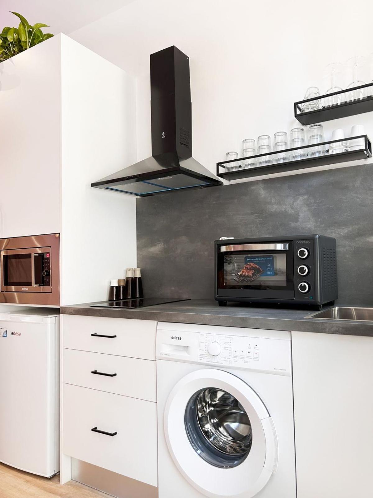 Apartamento Junto A Ruzafa Cerca Del Centro Valencia Bagian luar foto